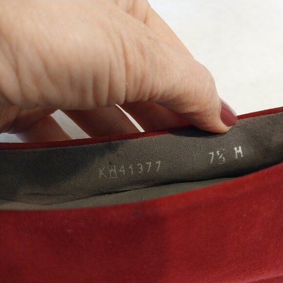 Stuart Weitzman Wedges Shoes Womens 7.5 Choke Up Burgundy Red Suede Pointed Toe, - Picture 10 of 11